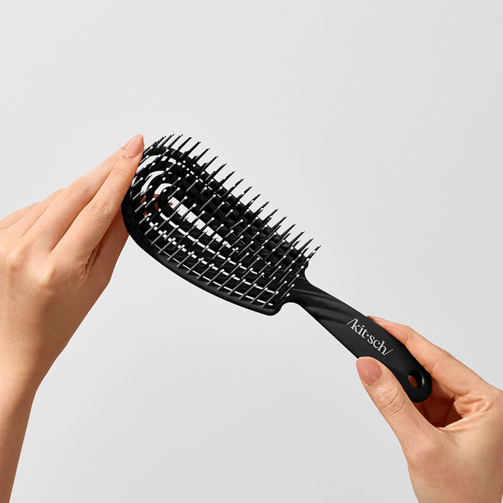 Detangling Flexi Brush - Black KITSCH Cleanse Face &amp; Body Bar