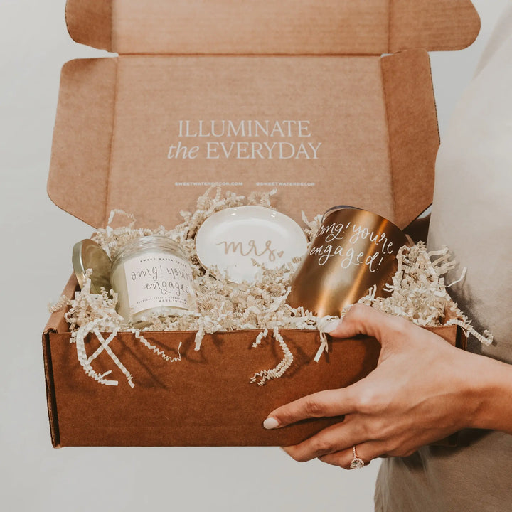 Miss to Mrs. Gift Box Sweet Water Decor Cleanse Face & Body Bar