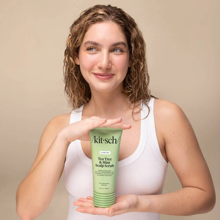 Kitsch Clarifying Tea Tree &amp; Mint Scalp Scrub jar
